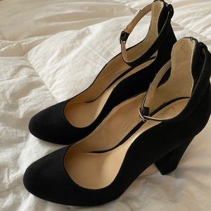 Kaari Block Heels